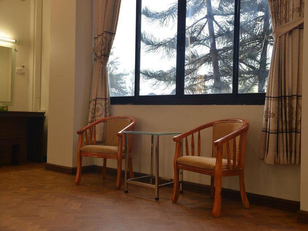 Hotel Myitkyinā מראה חיצוני תמונה