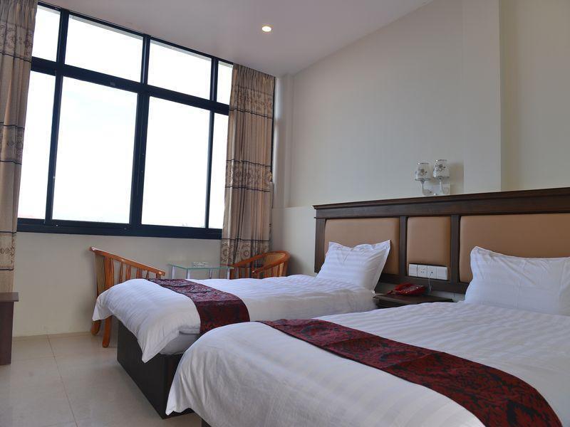 Hotel Myitkyinā מראה חיצוני תמונה