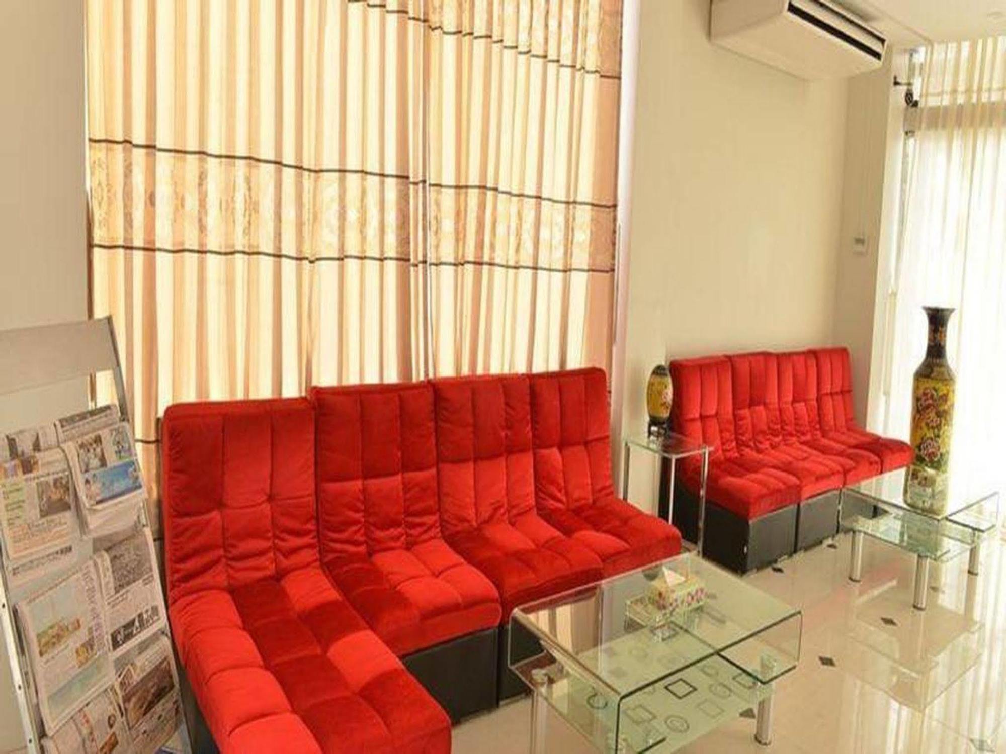 Hotel Myitkyinā מראה חיצוני תמונה