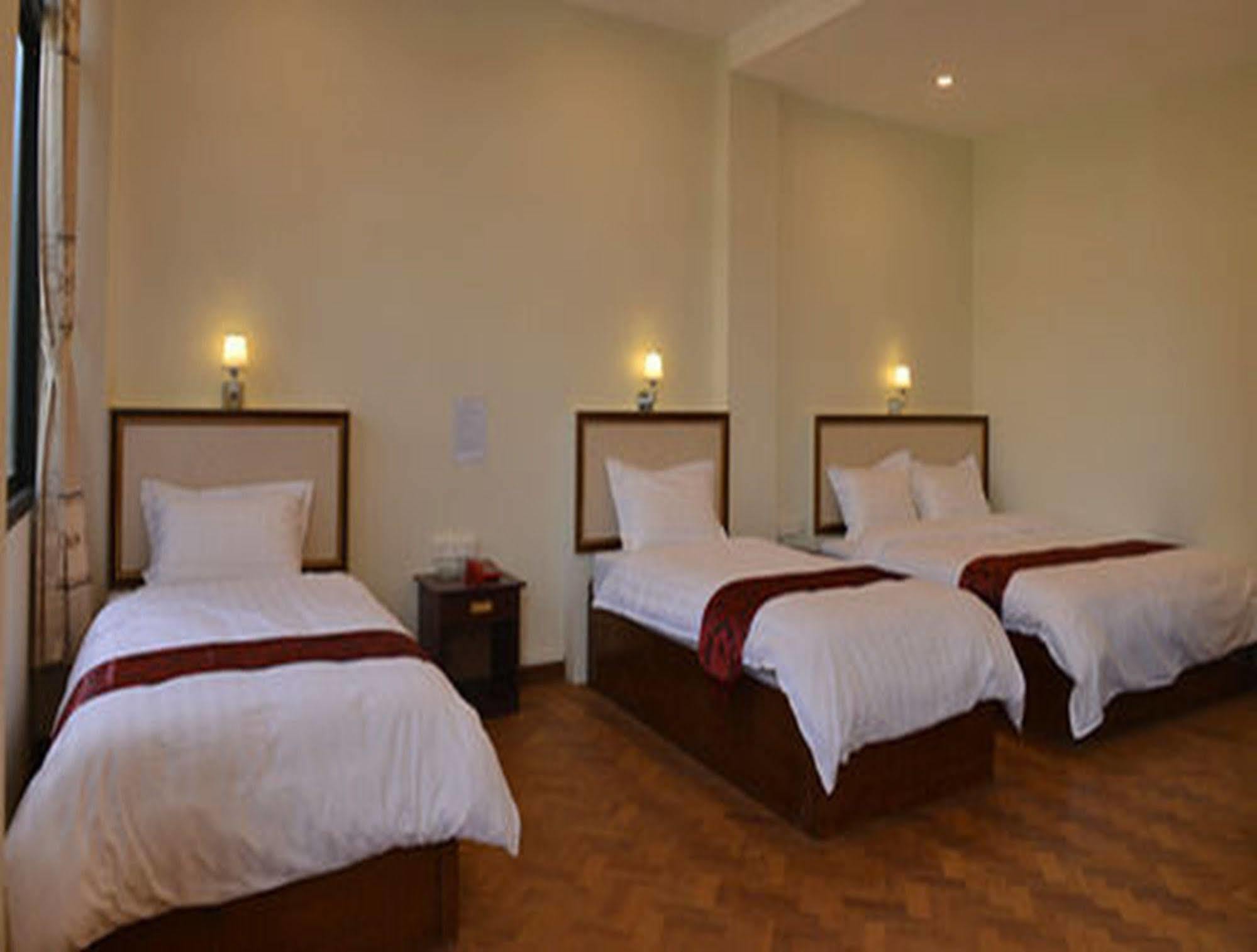 Hotel Myitkyinā מראה חיצוני תמונה
