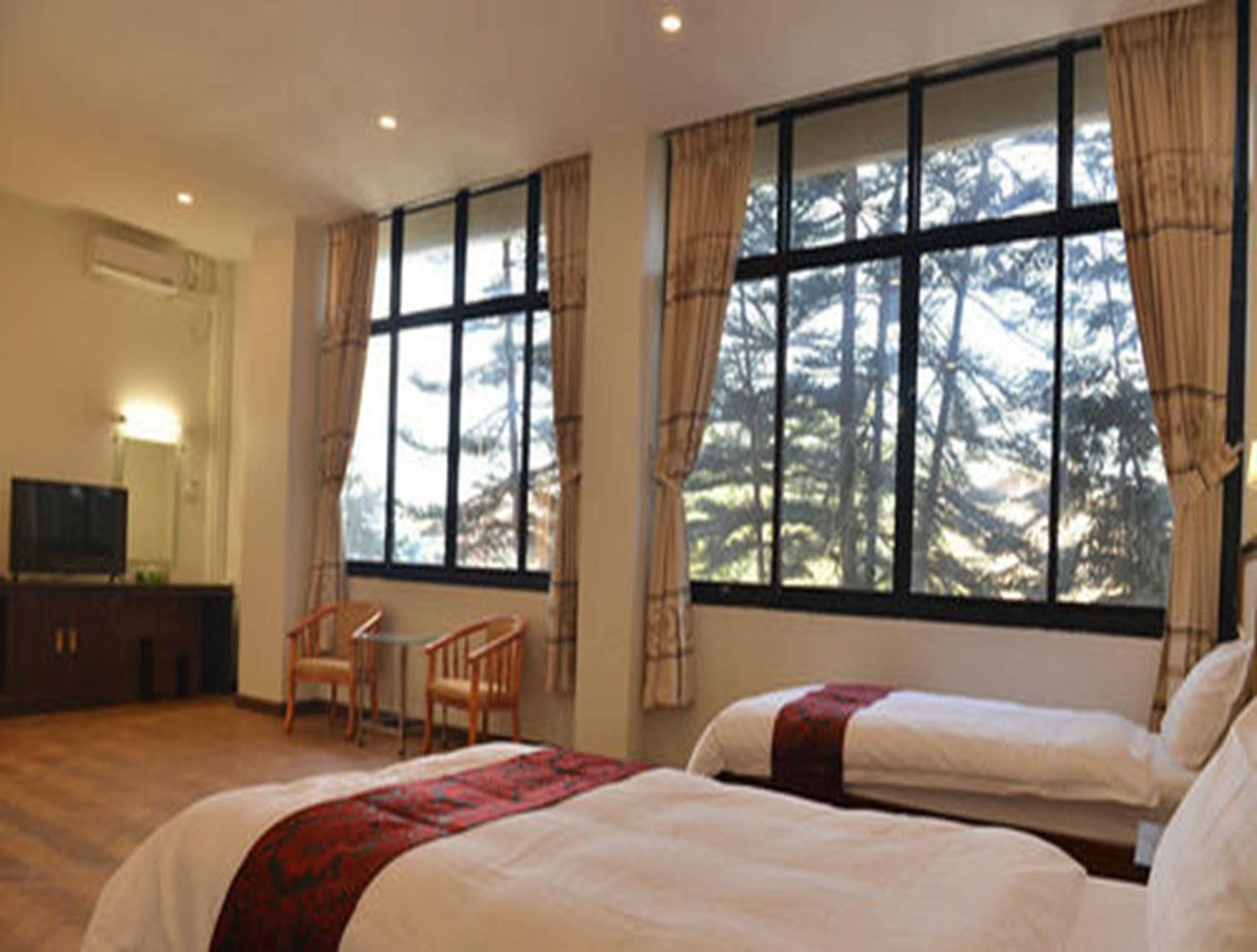 Hotel Myitkyinā מראה חיצוני תמונה
